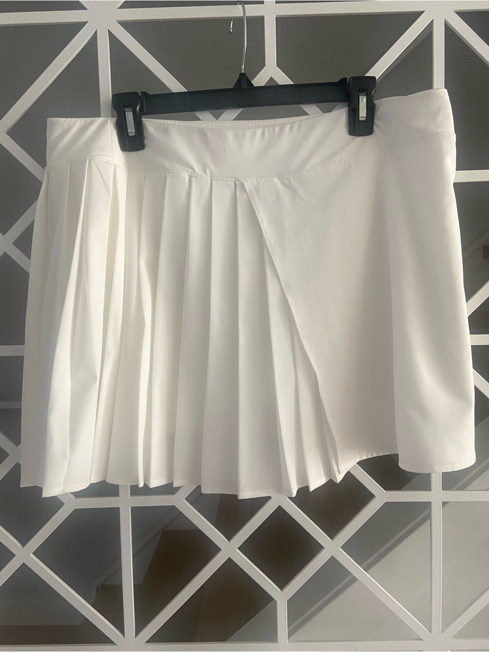 LOLE White Pleated Skort Large Tennis Golf Pickleball Athletic Skirt 16" - Picture 2 of 7